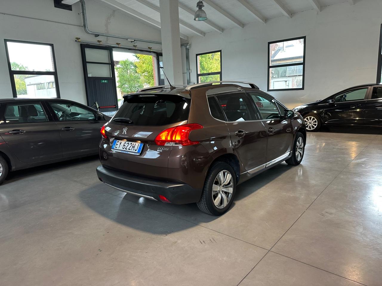 Peugeot 2008 BlueHDi 100 Allure