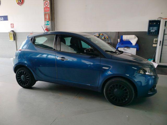 LANCIA Ypsilon 1.0 FireFly 5 porte S&S Hybrid Silver