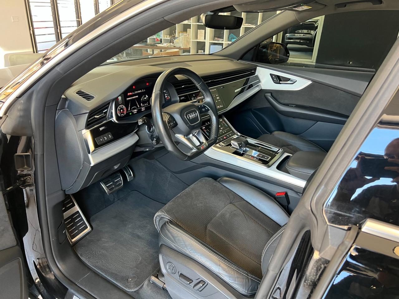 Audi Q8 45 TDI S LINE TETTO-FULL-BLACK