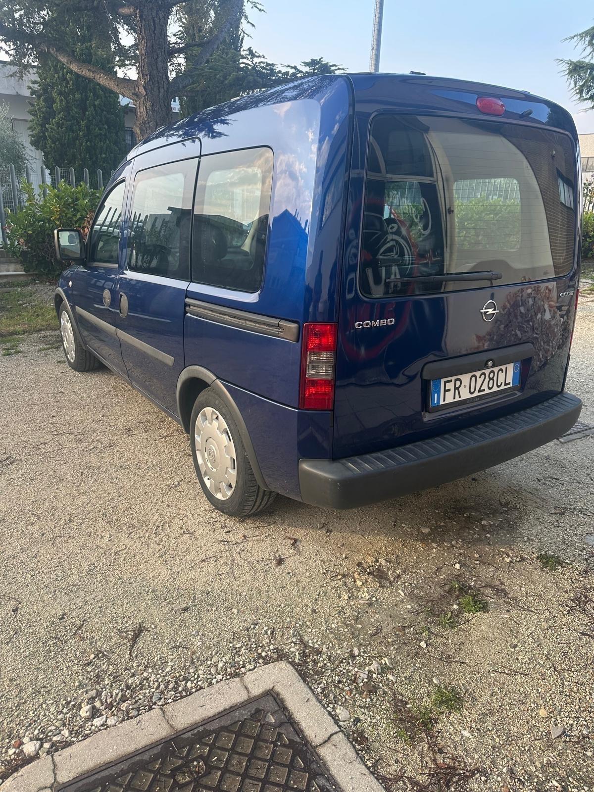 Opel Combo 1.6 CNG Metano 5p. Tour Enjoy