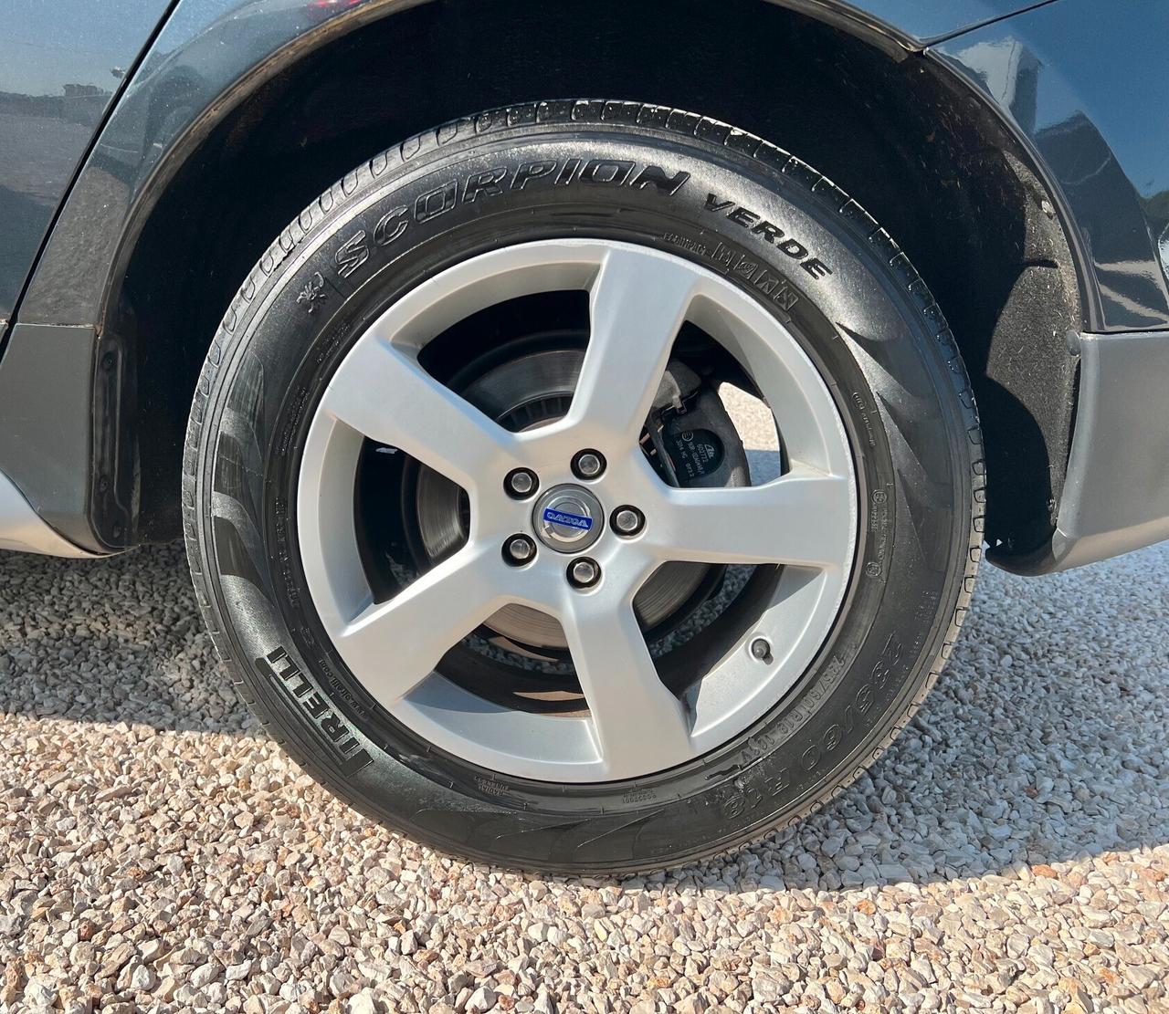 Volvo XC 60 D5 AWD R-design Geartronic