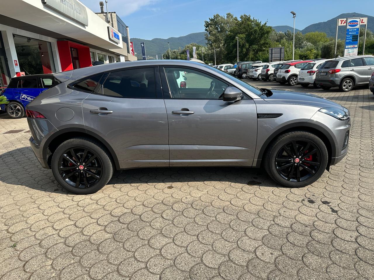 Jaguar E-Pace 2.0D I4 204 CV AWD Auto R-Dynamic Black