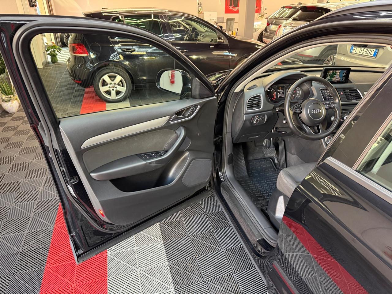 Audi Q3 2.0 TDI quattro TETTO - FABIANOAUTO