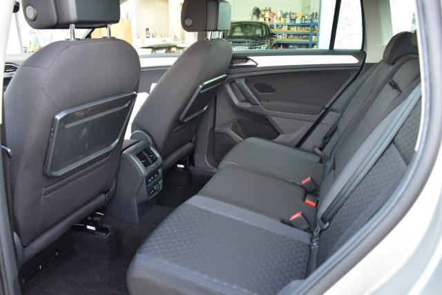 VOLKSWAGEN Tiguan 2.0 TDI SCR DSG Business BMT *NAVIGATORE*