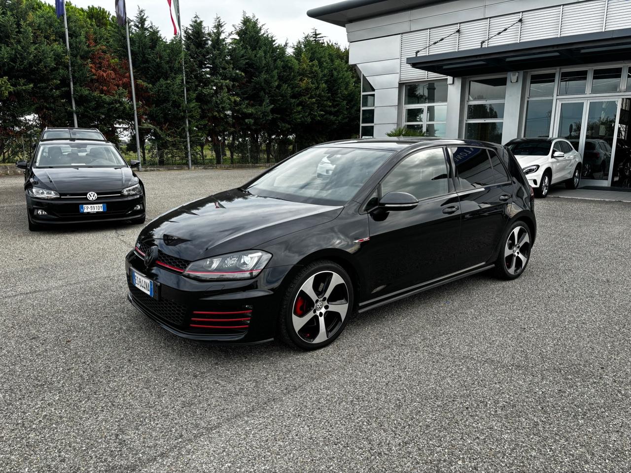 Volkswagen Golf GTI 2.0 TSI 5p. BlueMotion Technology - 2013