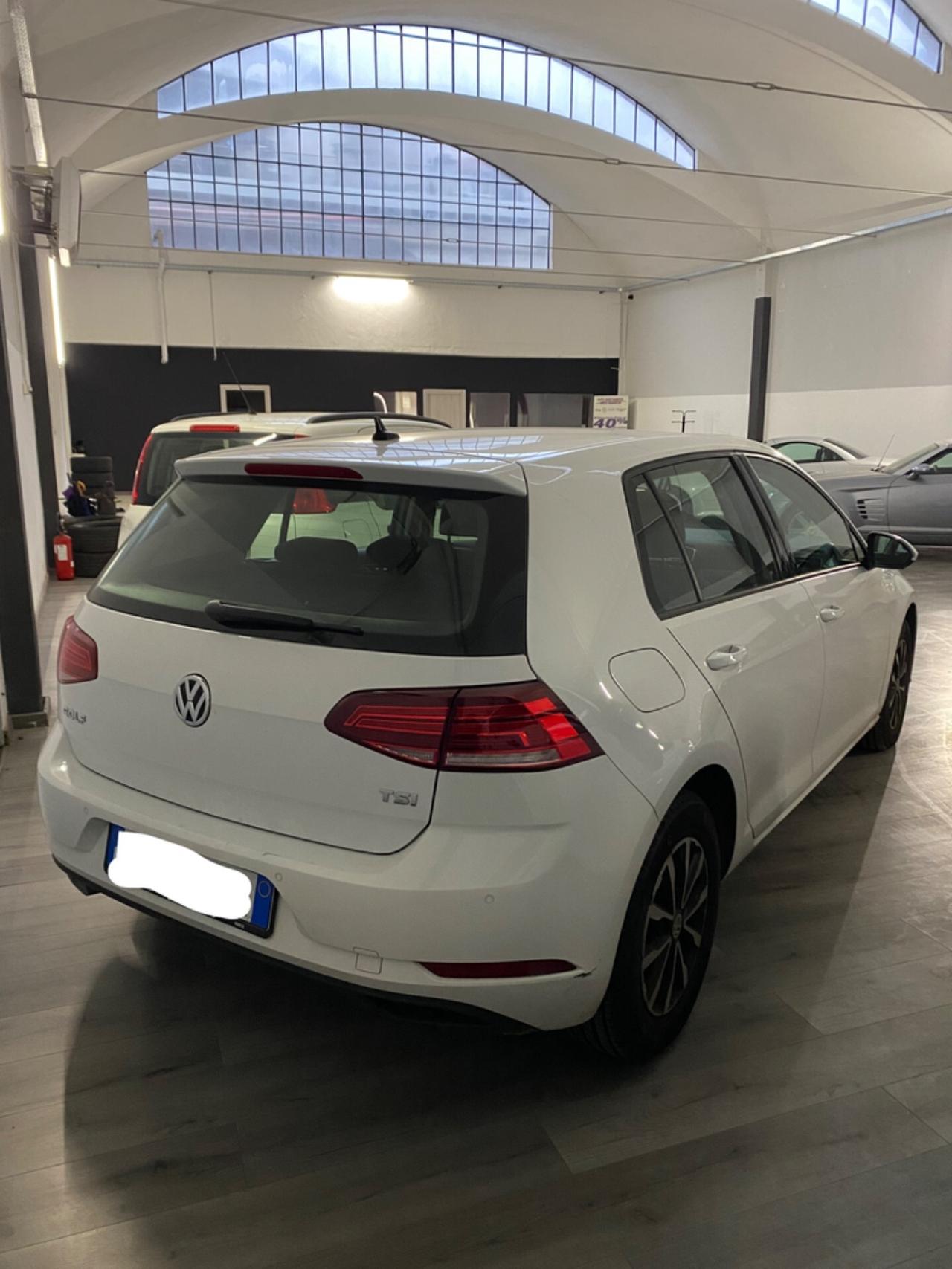 Volkswagen Golf 1.0 TSI 85 CV 5p. Trendline BlueMotion Technology