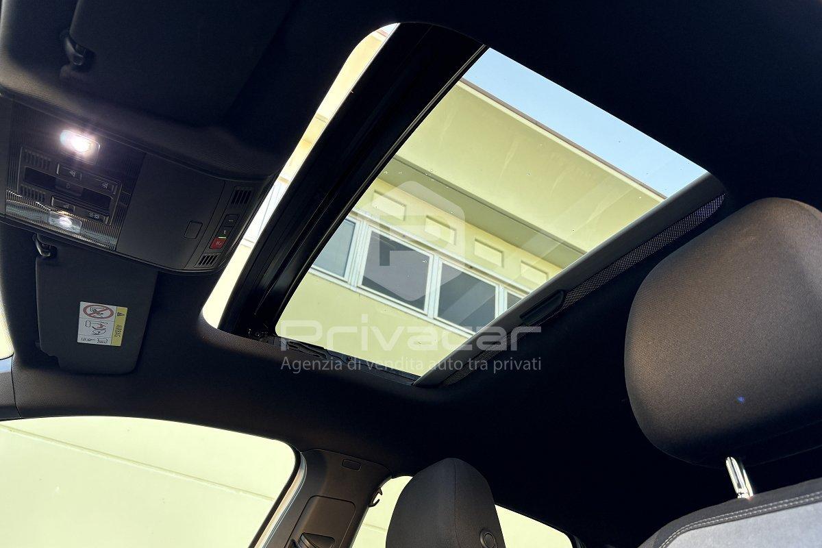 VOLKSWAGEN Taigo 1.5 TSI ACT 150 CV DSG R-Line