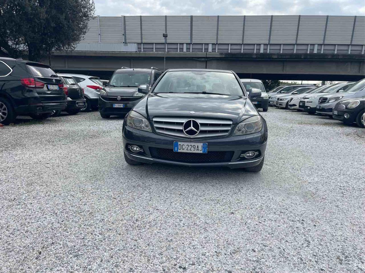 MERCEDES BENZ - C 220 - AUTOMATICA - AVANGARDE