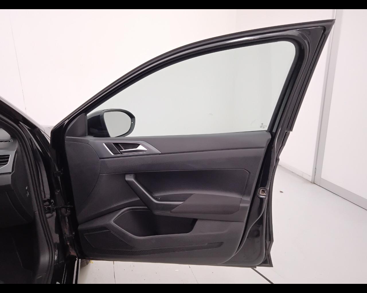 VOLKSWAGEN Taigo - Taigo 1.0 tsi R-Line 115cv dsg