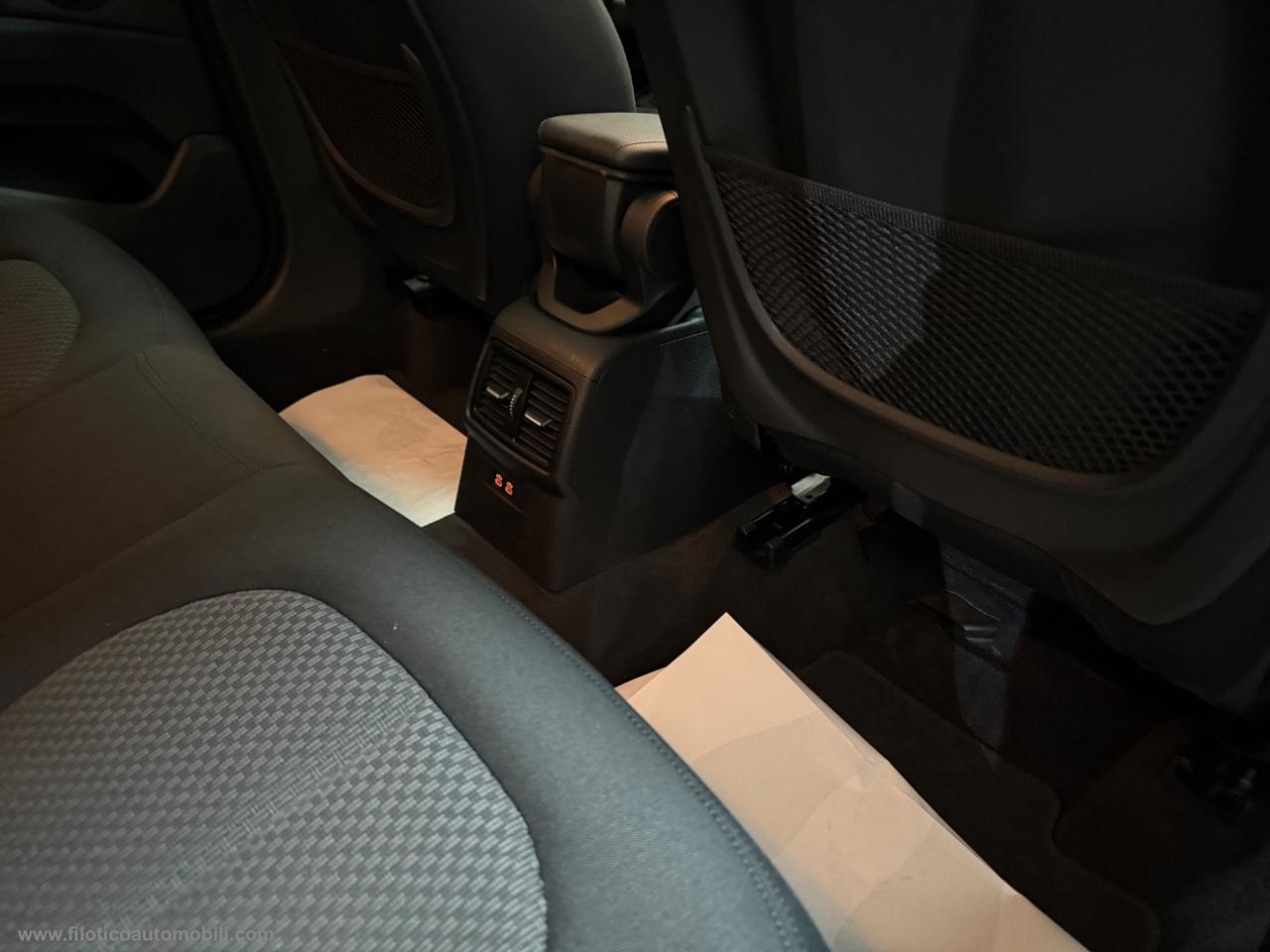 BMW X1 xDrive20d Business Advantage TETTO PANORAMICO - FULL LED