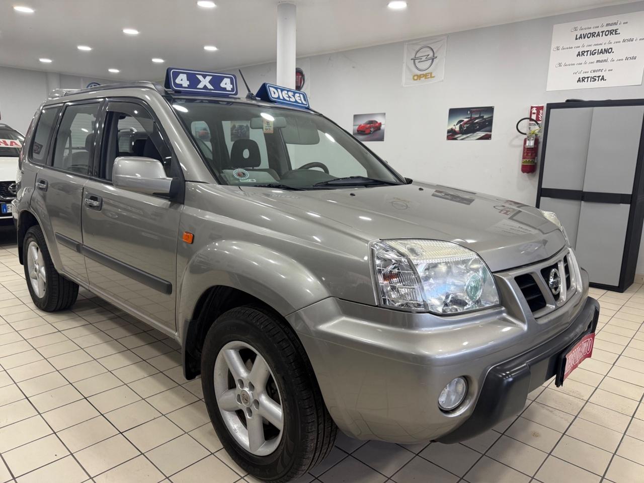 Nissan X-Trail 4x4 elegance