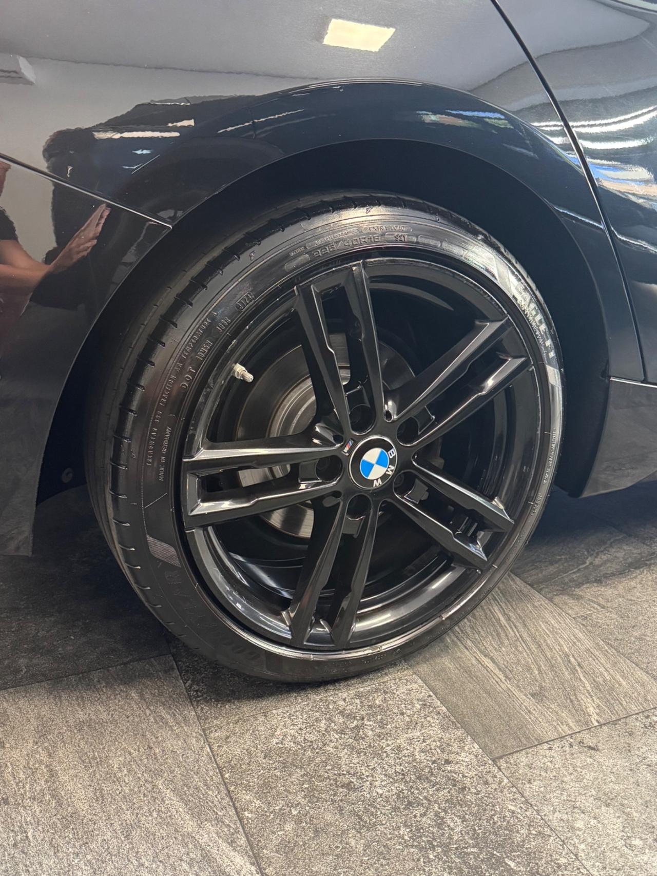 Bmw 118d 2.0 150 CV M-Sport Dark Night