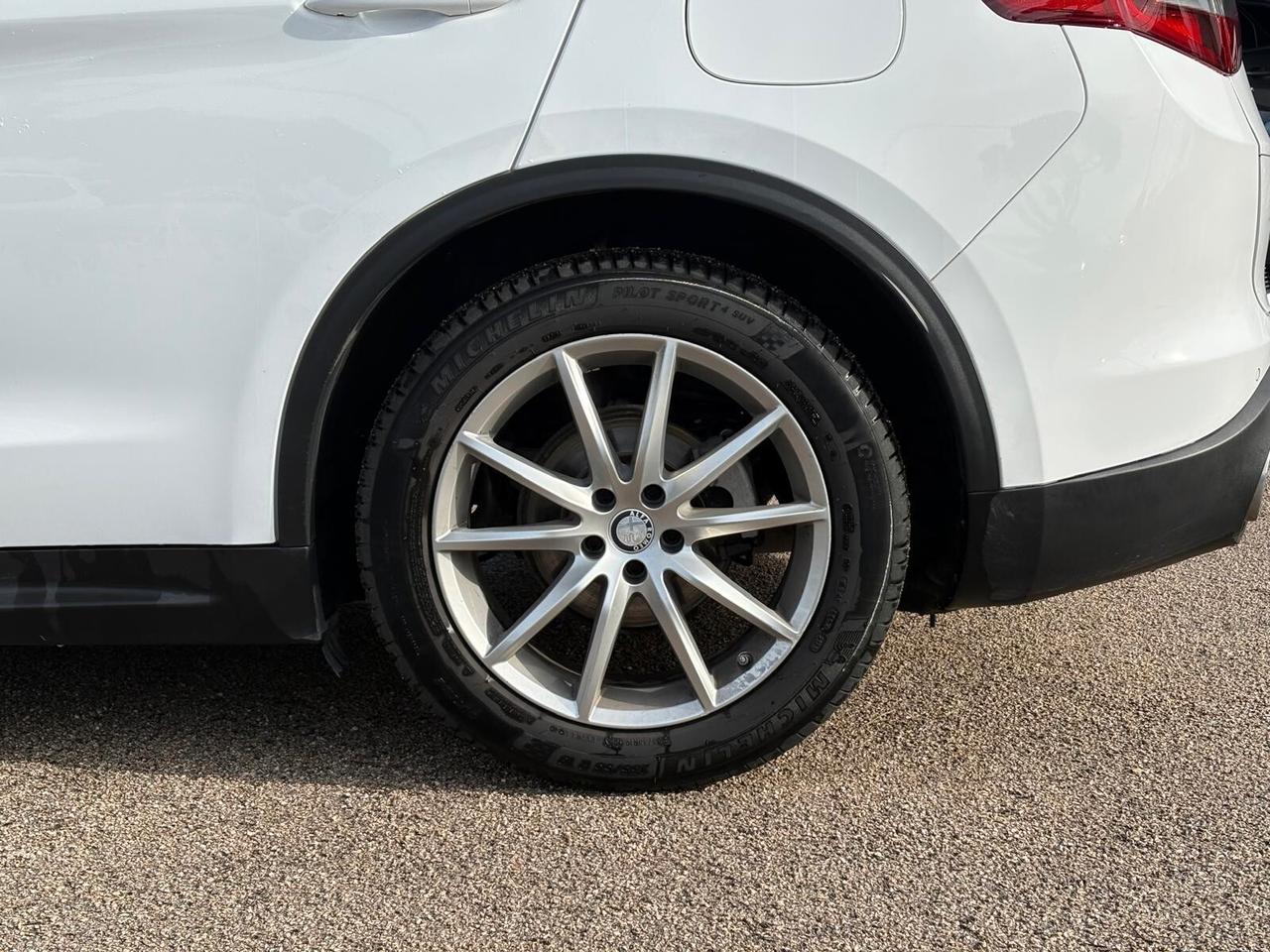 Alfa Romeo Stelvio 2.2 Turbodiesel 190 CV AT8 Q4 B-Tech