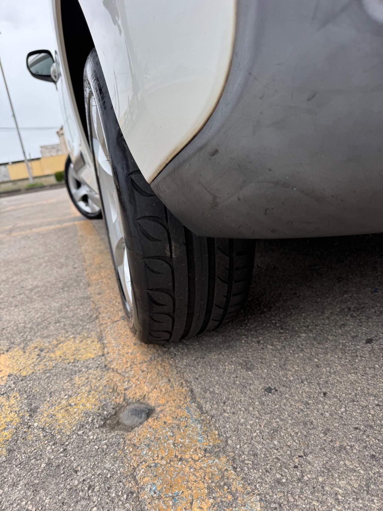 Peugeot 3008 1.6 HDi 115CV Allure