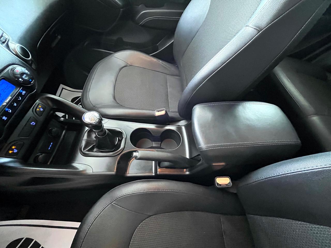 HYUNDAI IX35 1.7 CRDi 2WD LED + PELLE