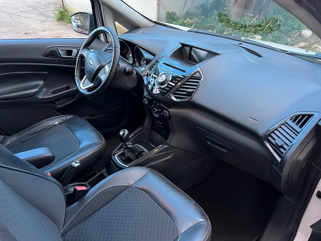 FORD ECOSPORT 1.5 TDCi Titanium - 2017