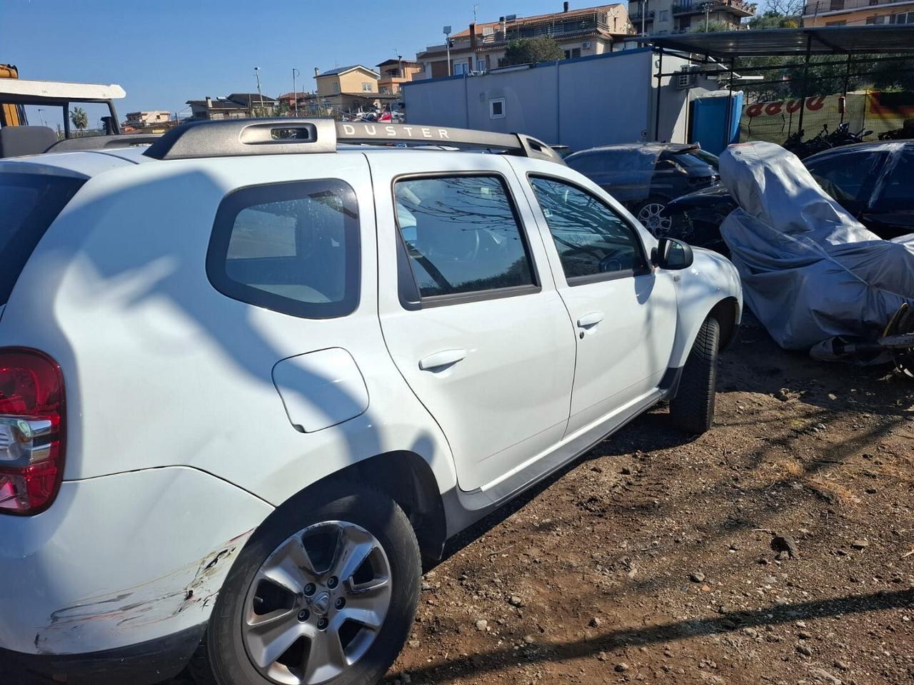 DACIA DUSTER PRESTIGE 1.5 16 SINISTRATA MARCIANTE