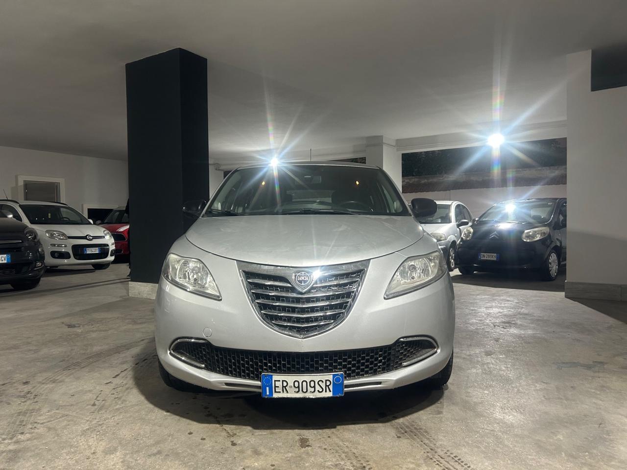 Lancia Ypsilon 1.2 69 CV 5 porte GPL