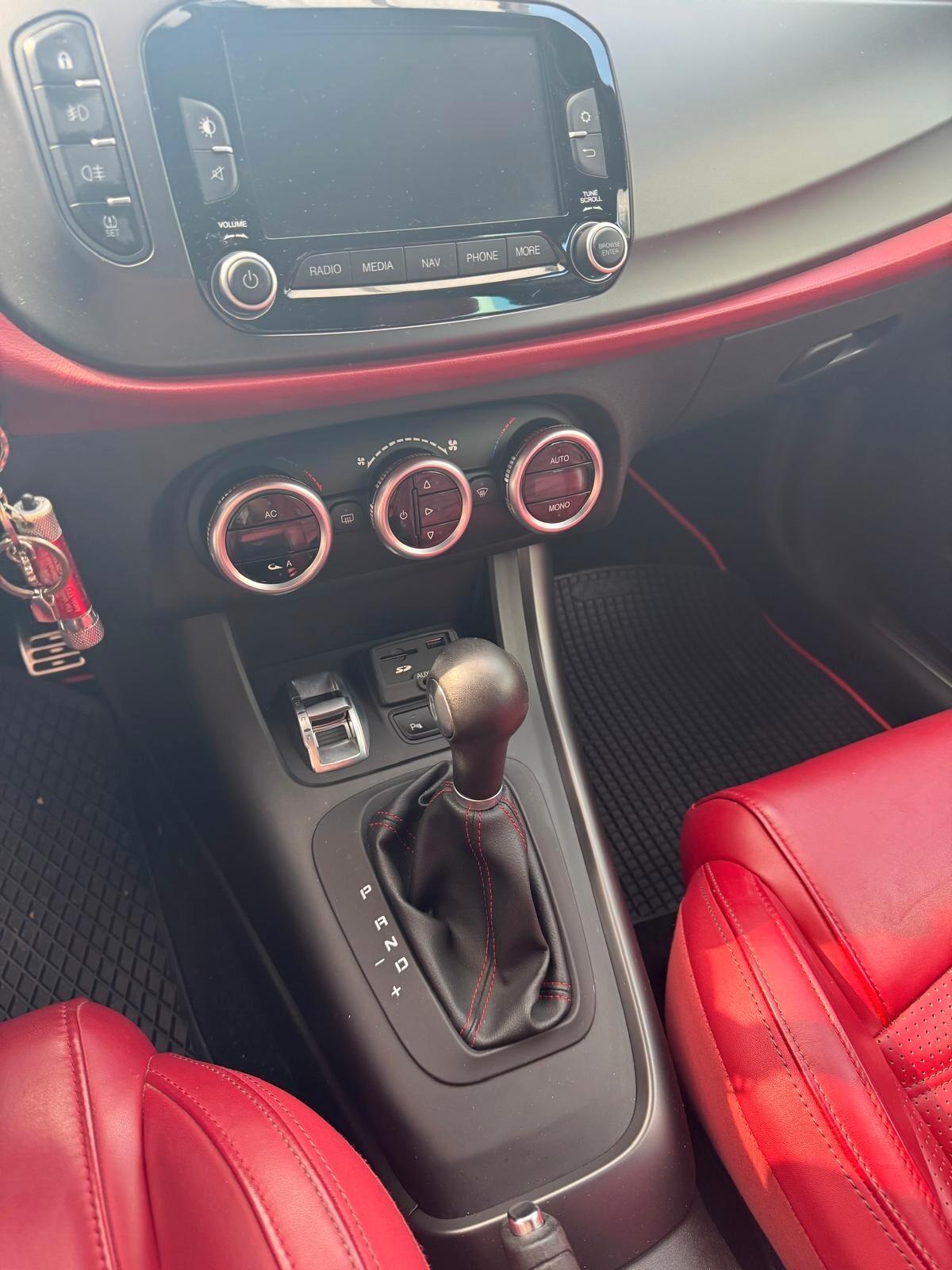 Alfa Romeo Giulietta 1750 Turbo TCT Quadrifoglio Verde