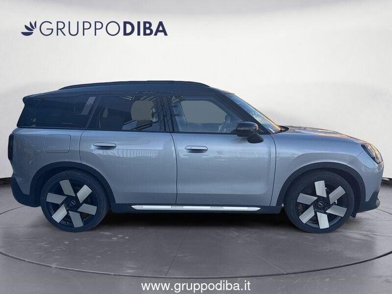 MINI Mini Countryman U25 Mini Countryman SE Favoured all4