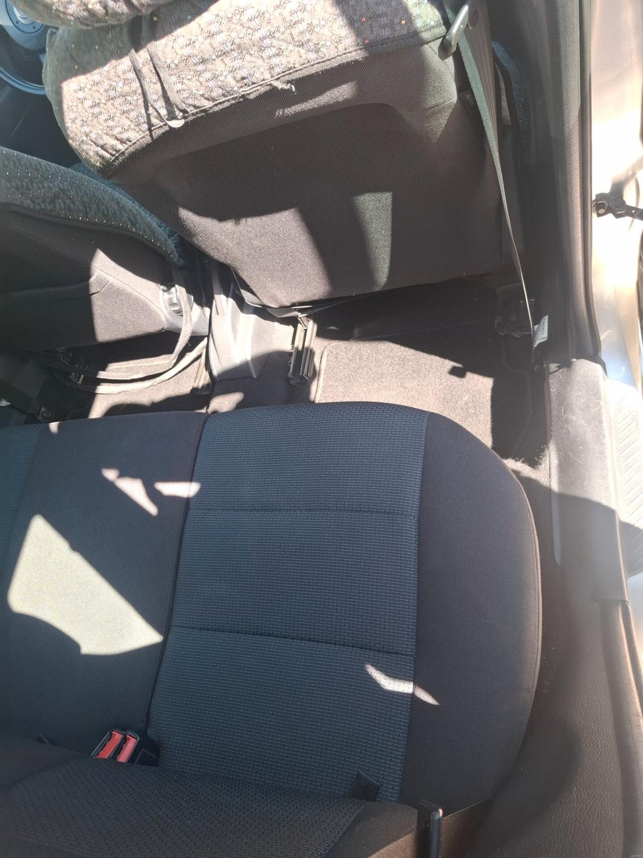 Mazda 2 Mazda2 MY'06 1.4 TD 5p. Sony Ericsson