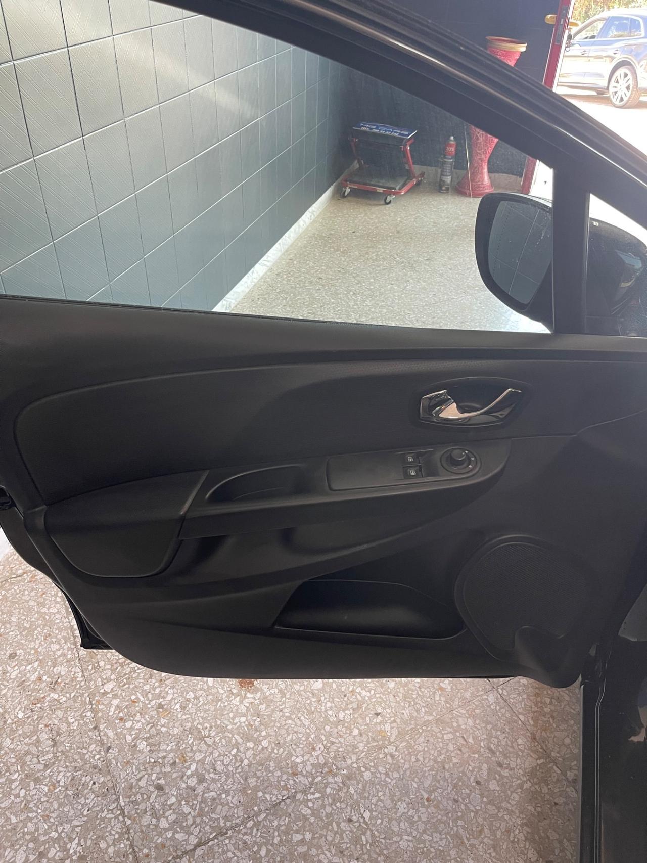 Renault Clio 1.5 dCi 8V 75CV 5 porte Live
