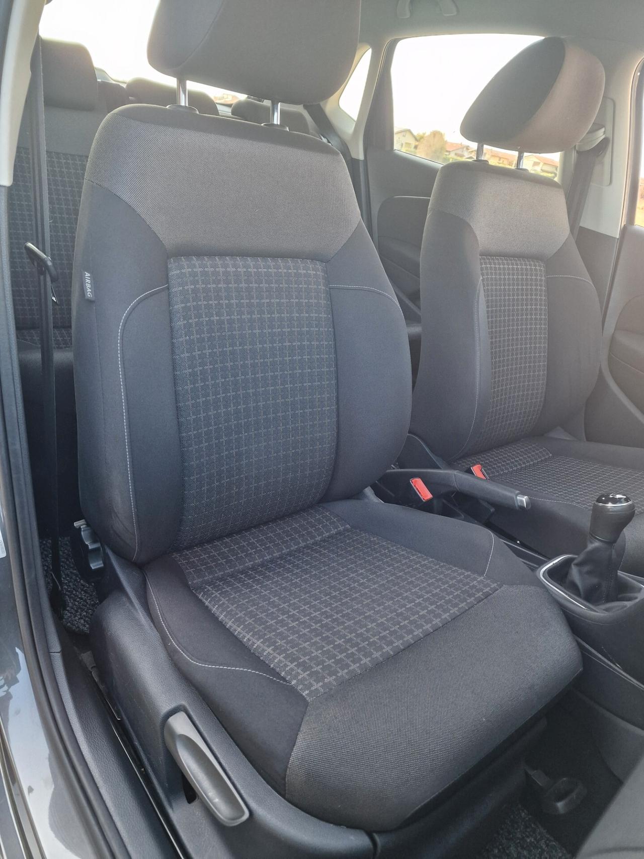 Volkswagen Polo 1.2 TSI 5p 90000km