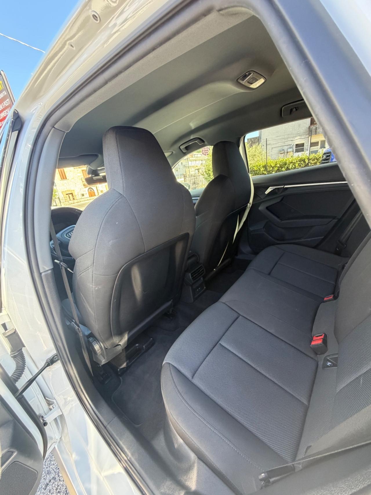 Audi A3 SPB 35 TDI S line edition