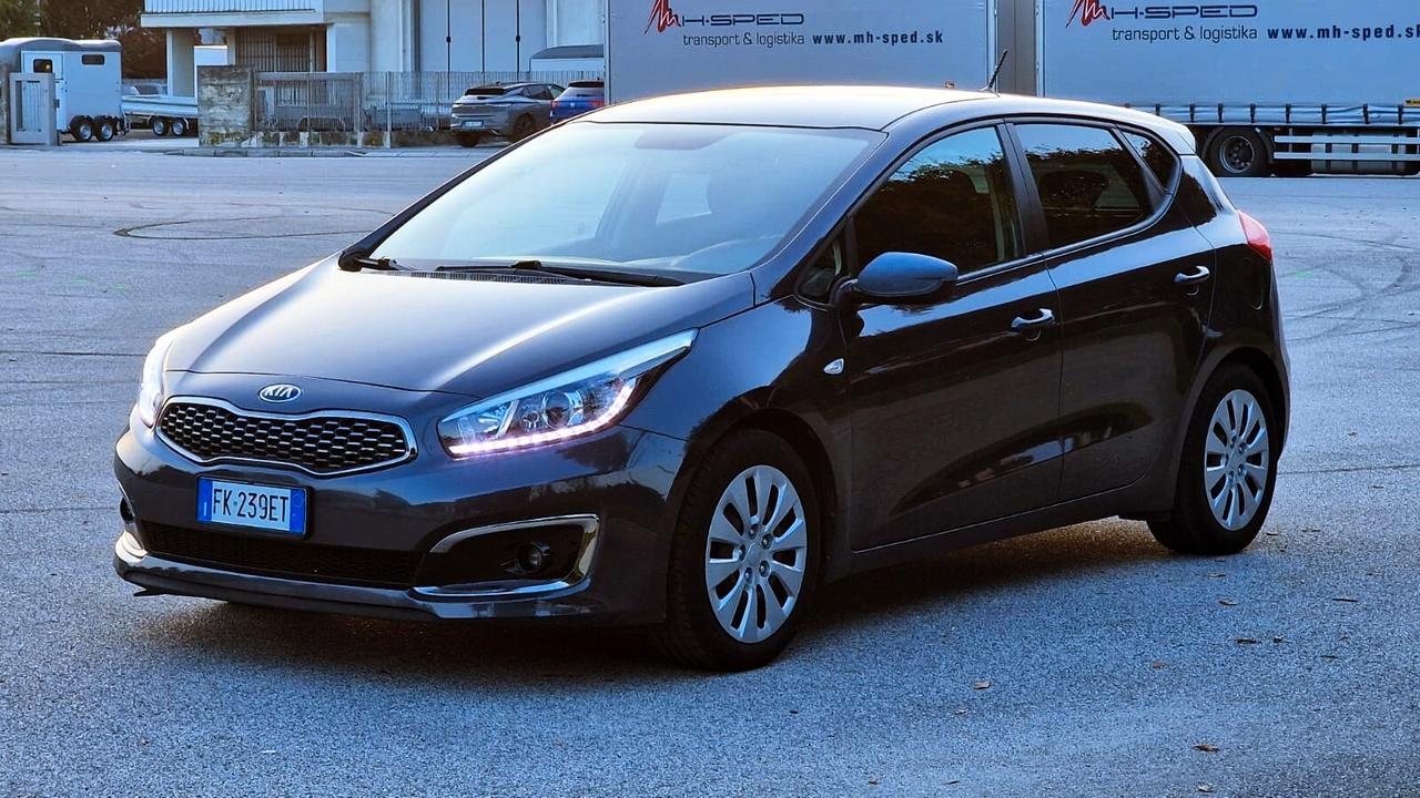 Kia Ceed cee'd 1.6 CRDi 110CV 5 porte