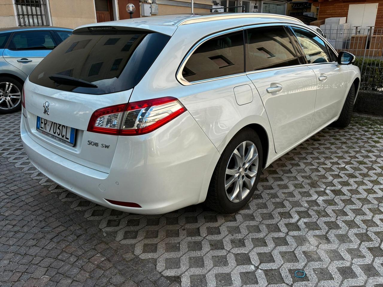PEUGEOT 508 SW 2.0 HDi 140CV 6M