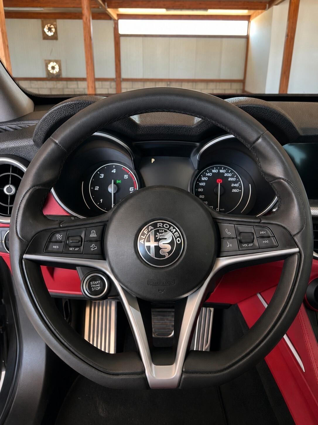 Alfa Romeo Stelvio 2.2 Turbodiesel 210 CV AT8 Q4 B-Tech TETTO APRIBILE