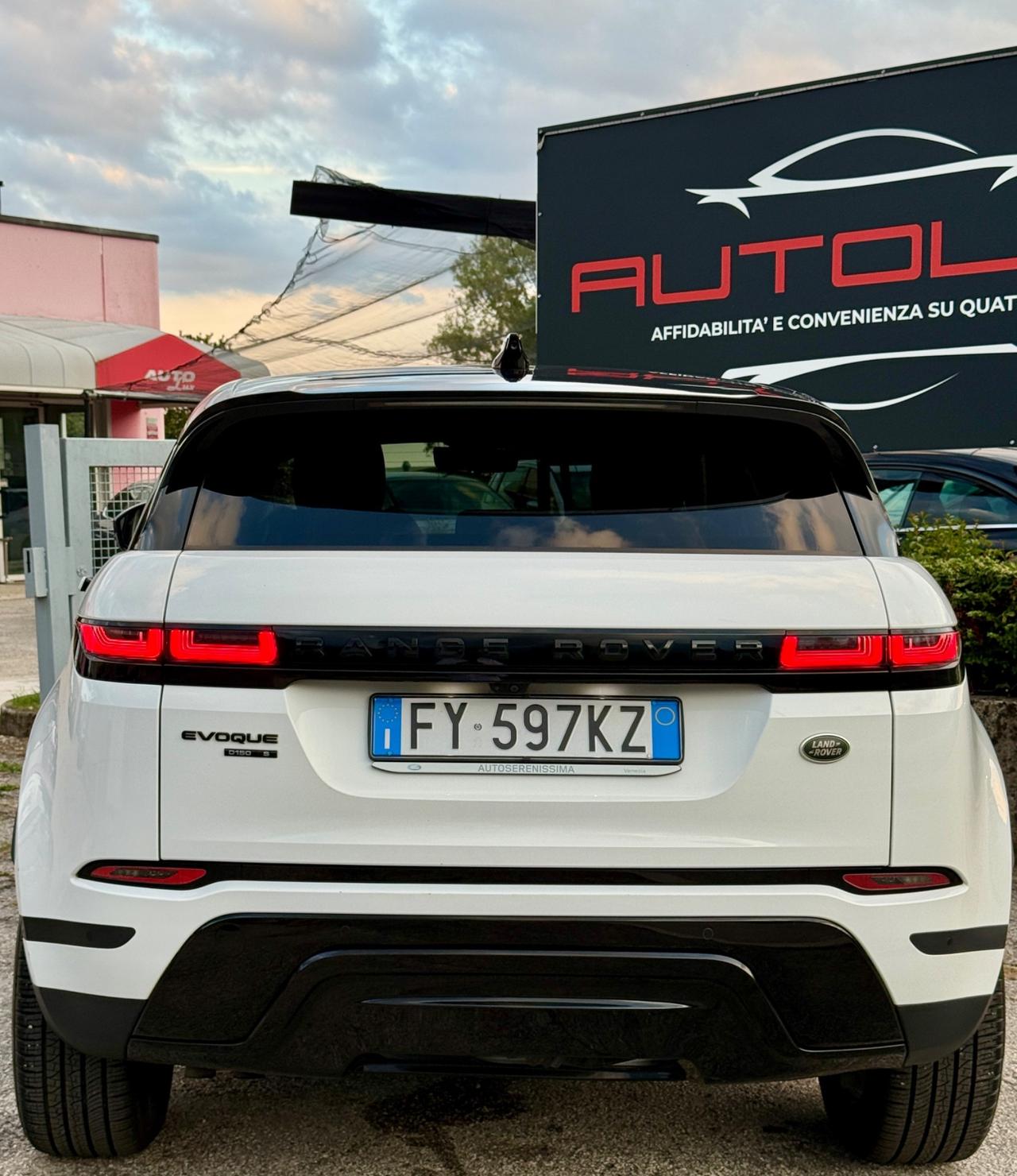 Land Rover Range Evoque 2.0D I4-L.Flw 150CV AWD Auto R-Dynamic SE