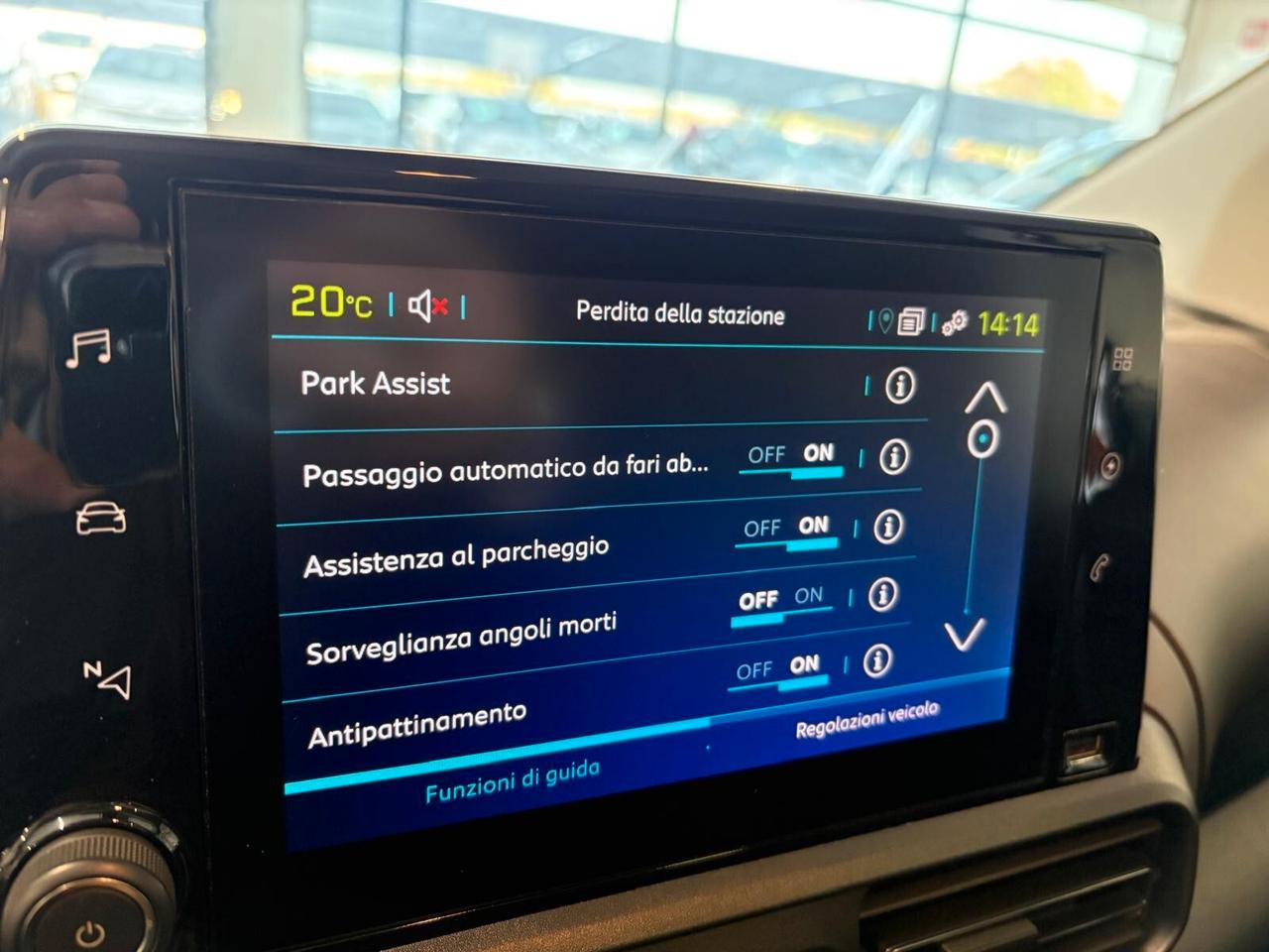 Peugeot Rifter GT motore elettrico 136 CV 50kWh SPOTICAR