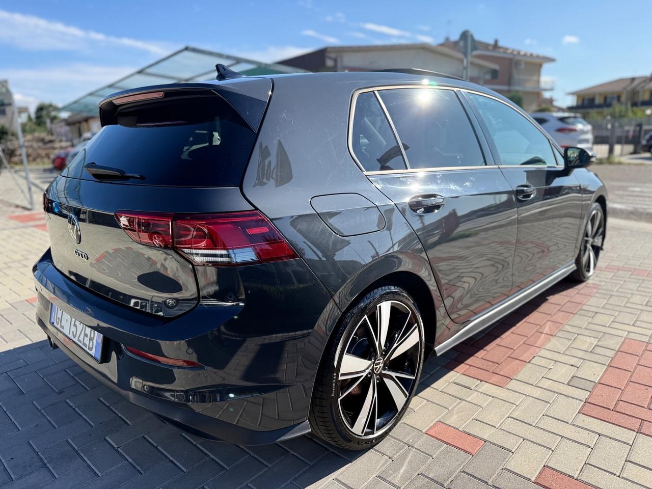 Volkswagen Golf GTD 2.0TDI DSG 200CV TETTO APRIBILE