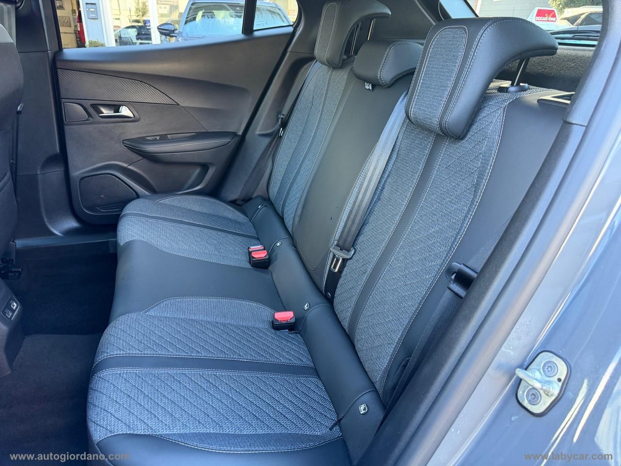 PEUGEOT 2008 PureTech 100 S&S Allure