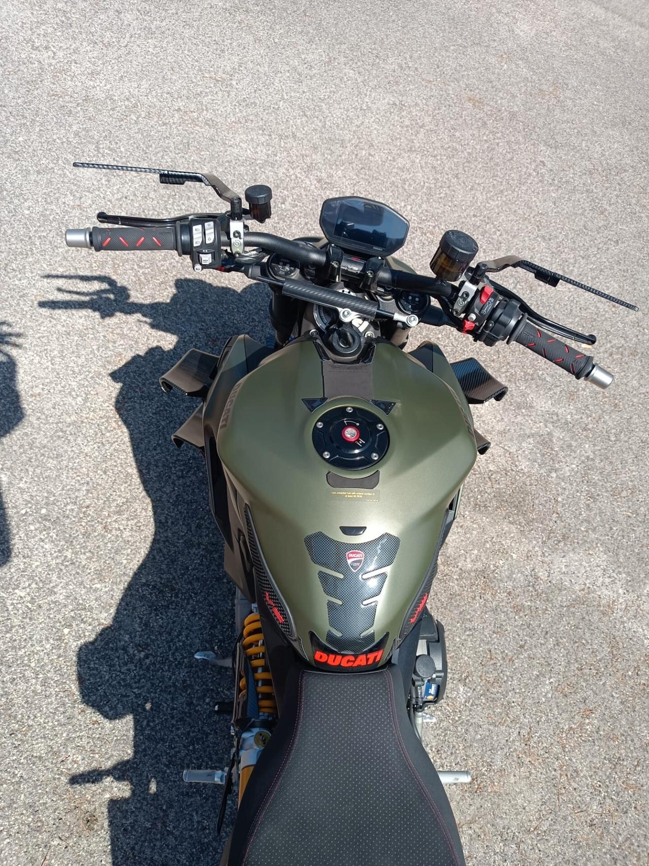Ducati Streetfighter V2 STORM GREEN