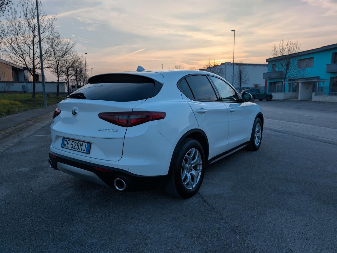 Alfa Romeo Stelvio 2.2 Turbodiesel 190 CV AT8 Q4 Business