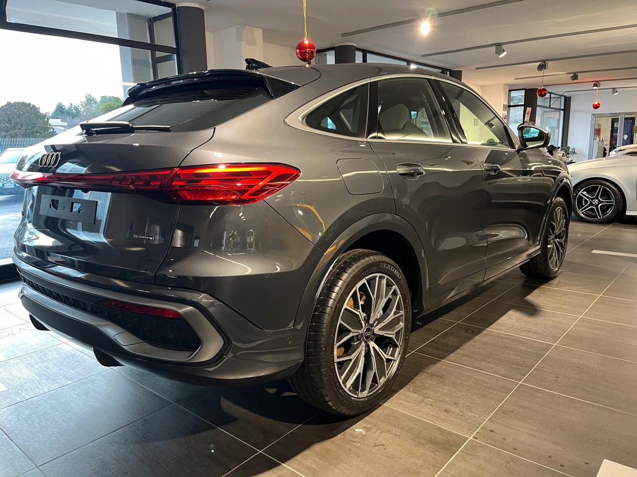 Audi Q5 SPB TDi 150 kW mHEV+ S tronic quattro line edition