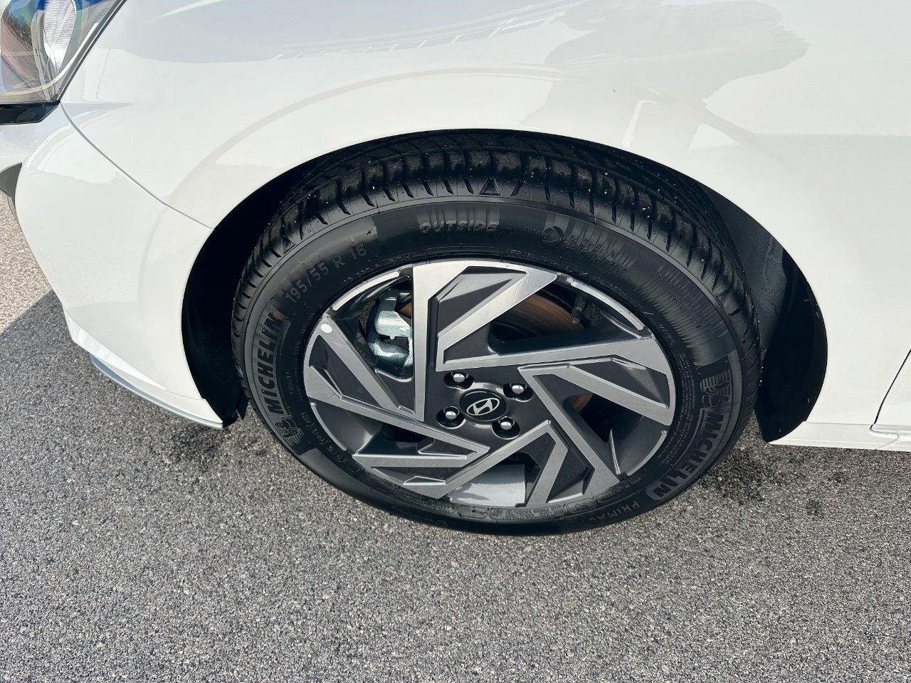 Hyundai i20 1.0 t-gdi Connectline 90cv dct