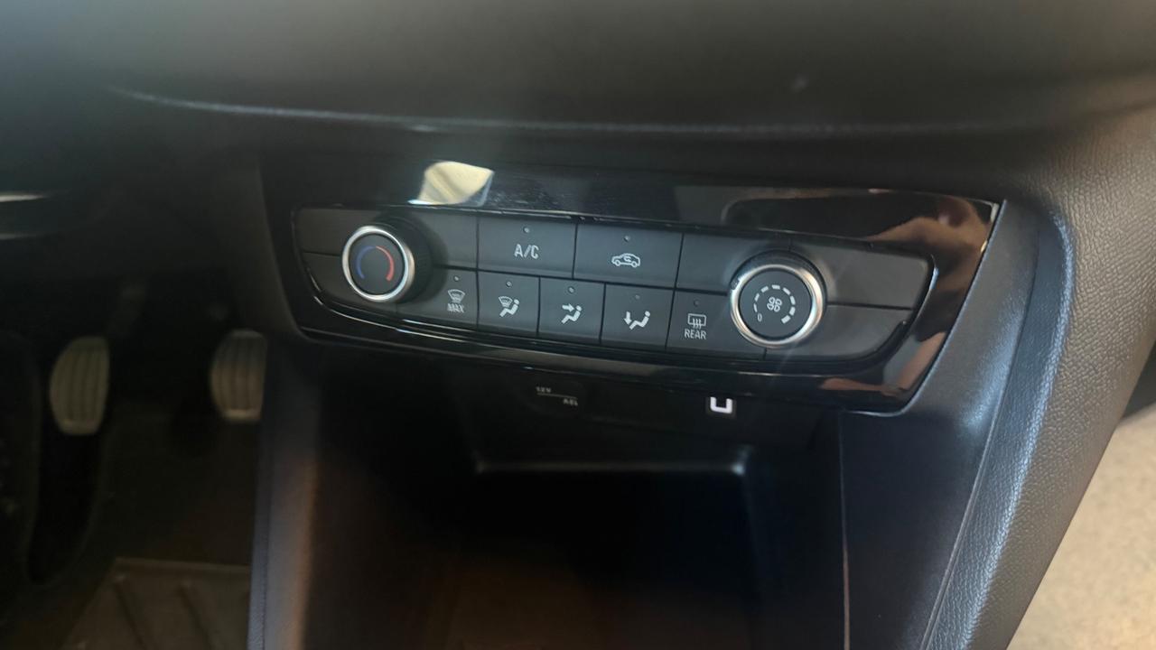 Opel Corsa 1.2 100 CV Edition