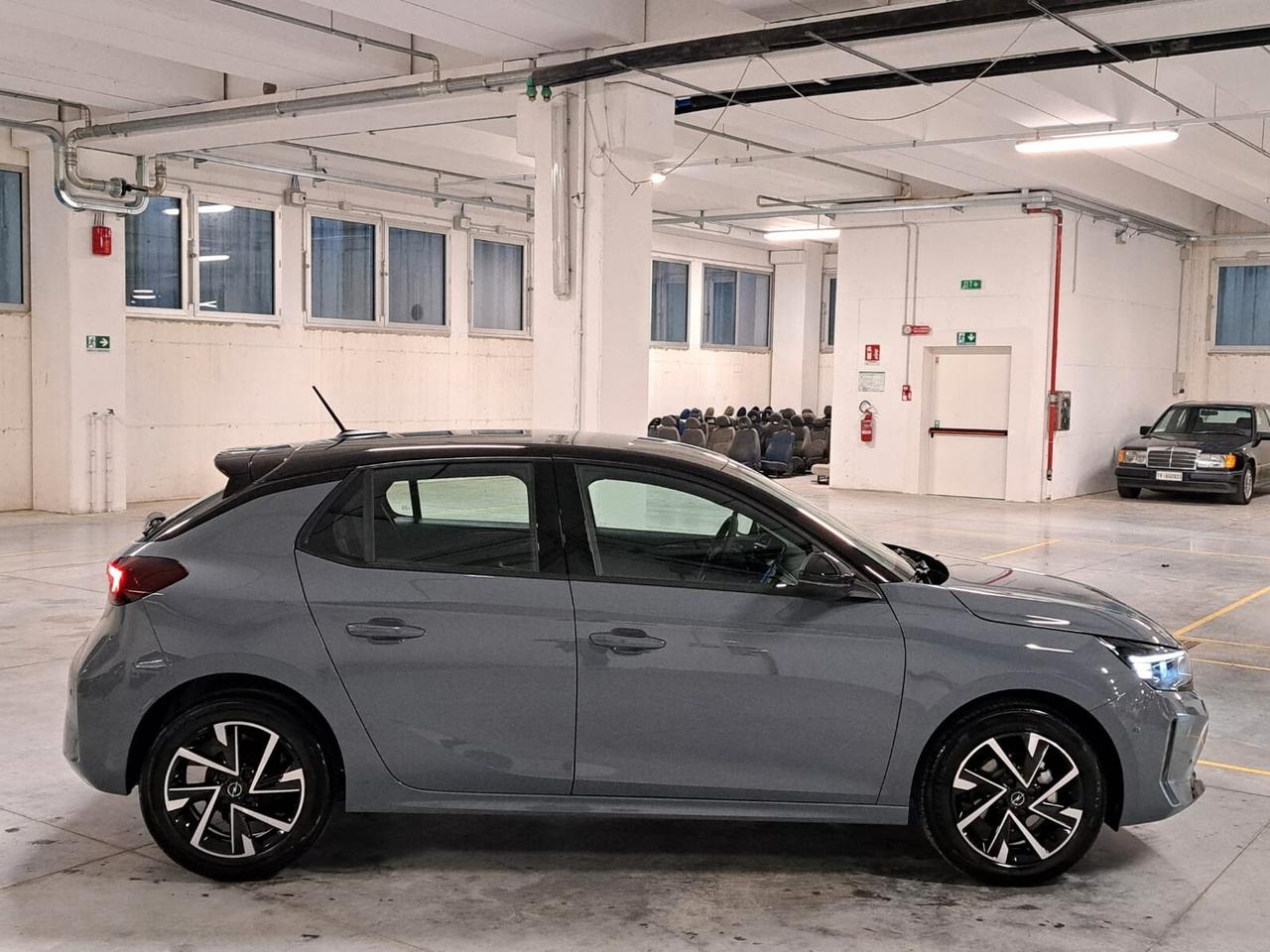 Opel Corsa 1200 75CV GS 5 Porte Km. 0 Grafik Grey/Tetto Black