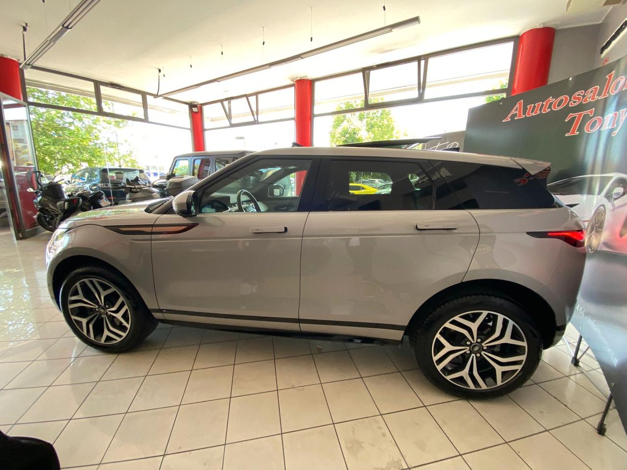 Land Rover Range Rover Evoque 2.0 I4 200 CV AWD R-Dynamic HSE