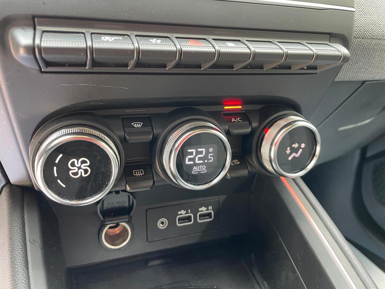 Renault Clio TCe 90 CV 5 porte Techno
