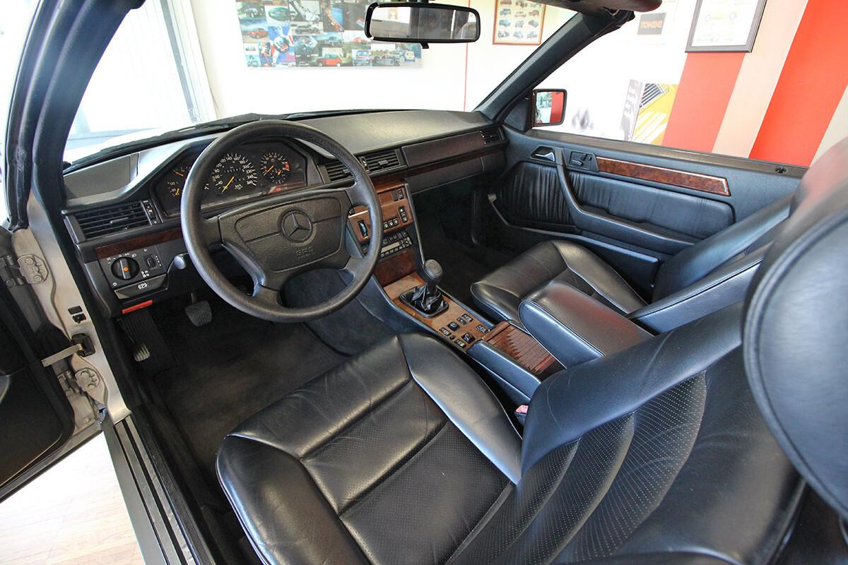 Mercedes-benz 300 CE-24 cat Cabriolet