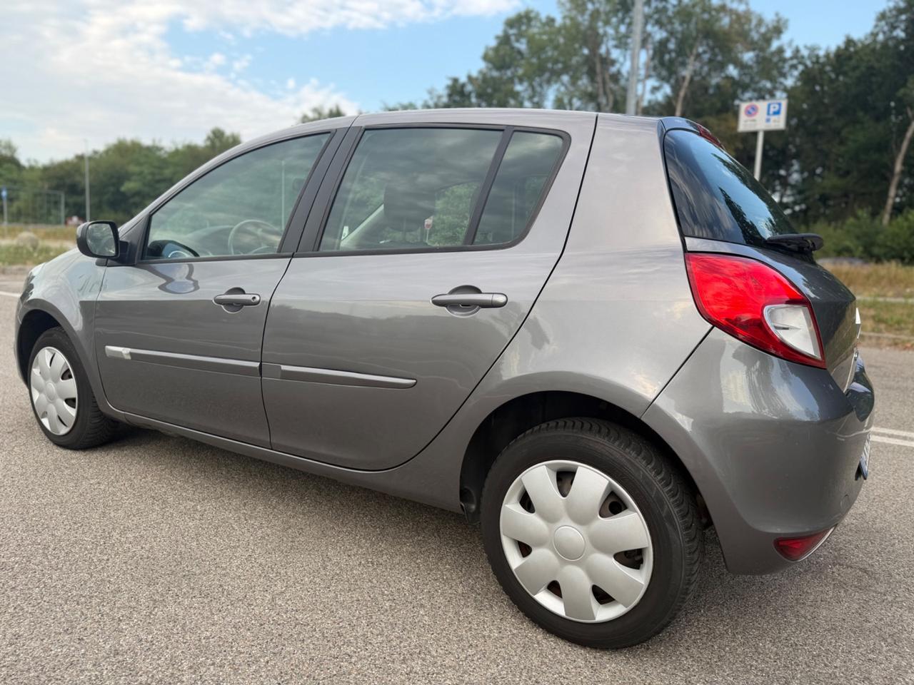 Renault Clio 1.2 16V 5 porte*Neopatentati*