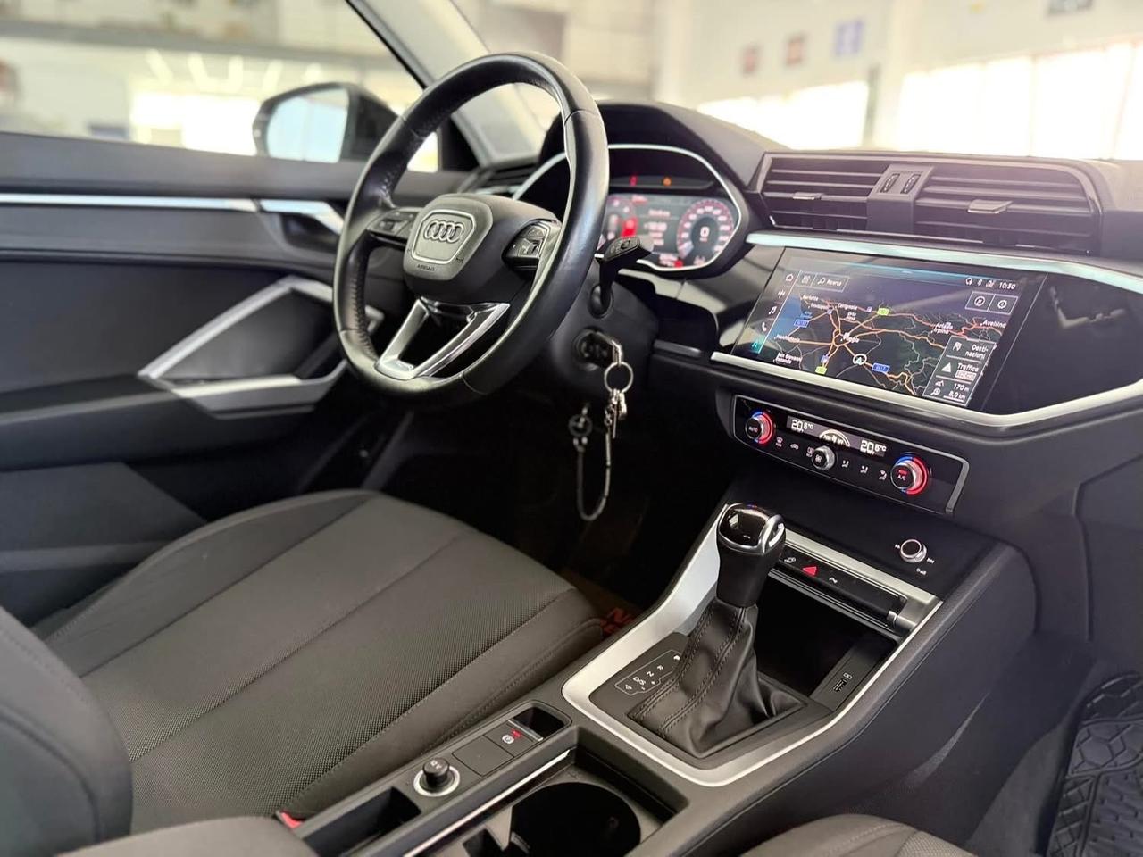 Audi Q3 S-tronic 35 TDI 2.0 Sport 150cv 2019