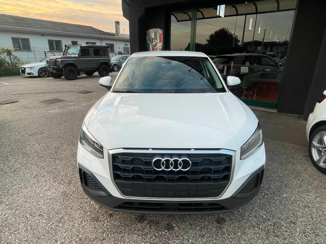Audi Q2 30 2.0 tdi Business s-tronic FULL LED PDC