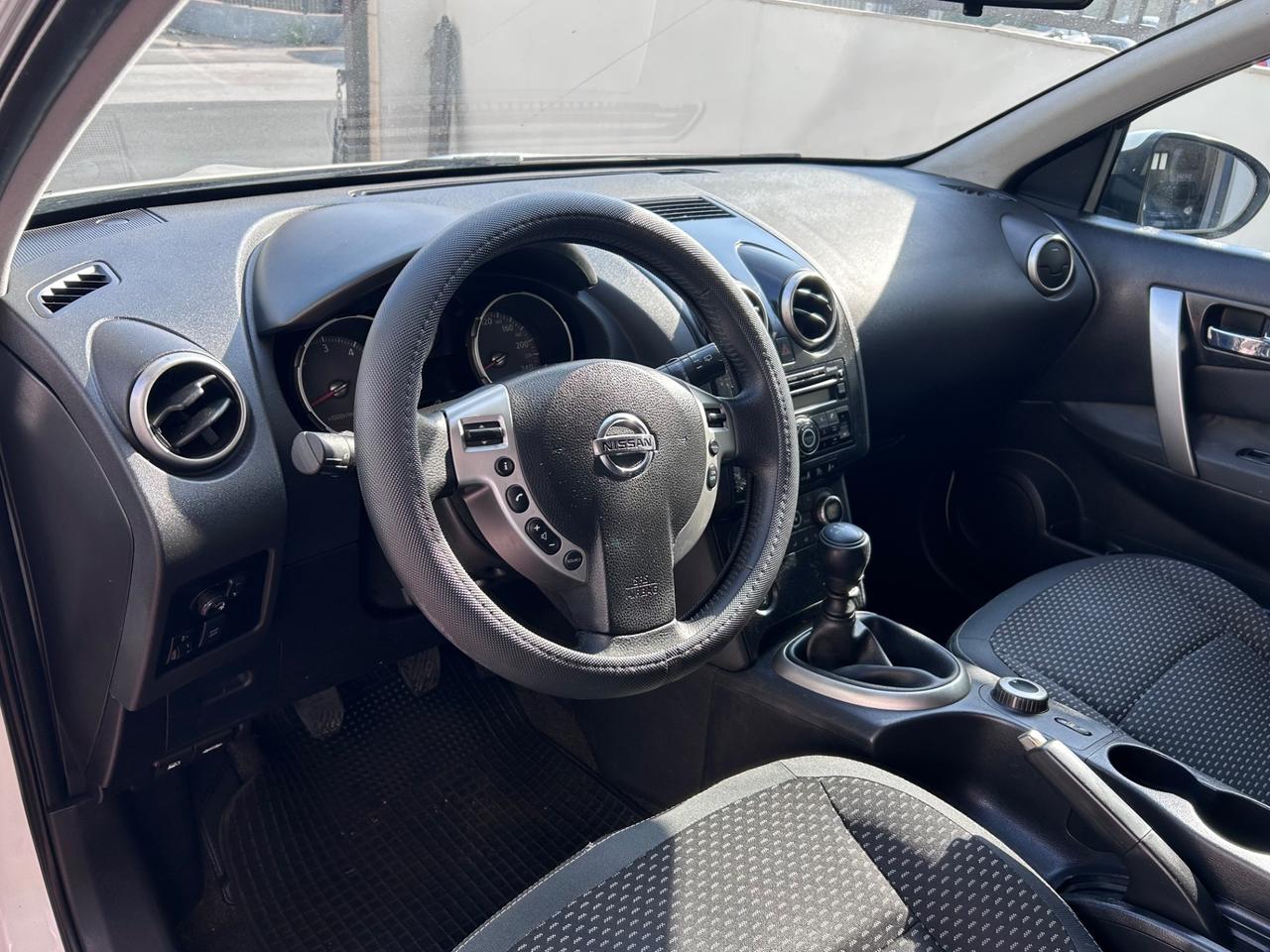 Nissan Qashqai 2.0 dCi DPF 4WD Tekna