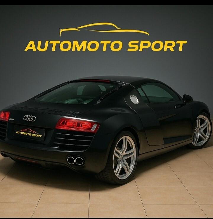 Audi R8 4.2 V8 FSI quattro R tronic