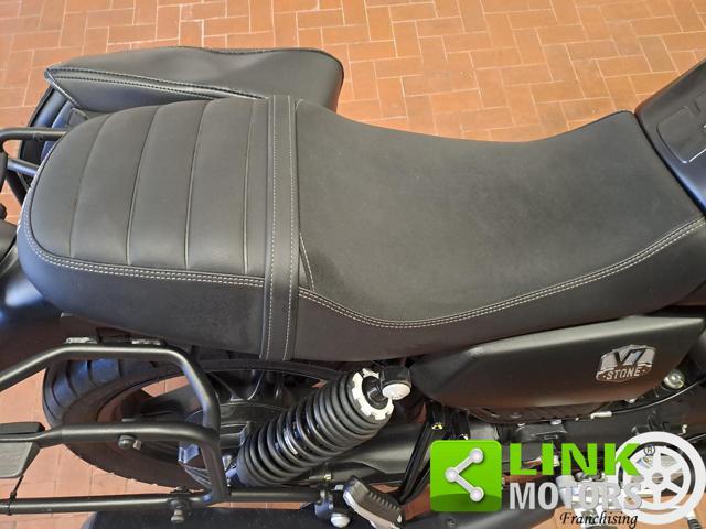 MOTO GUZZI V7 IV STONE